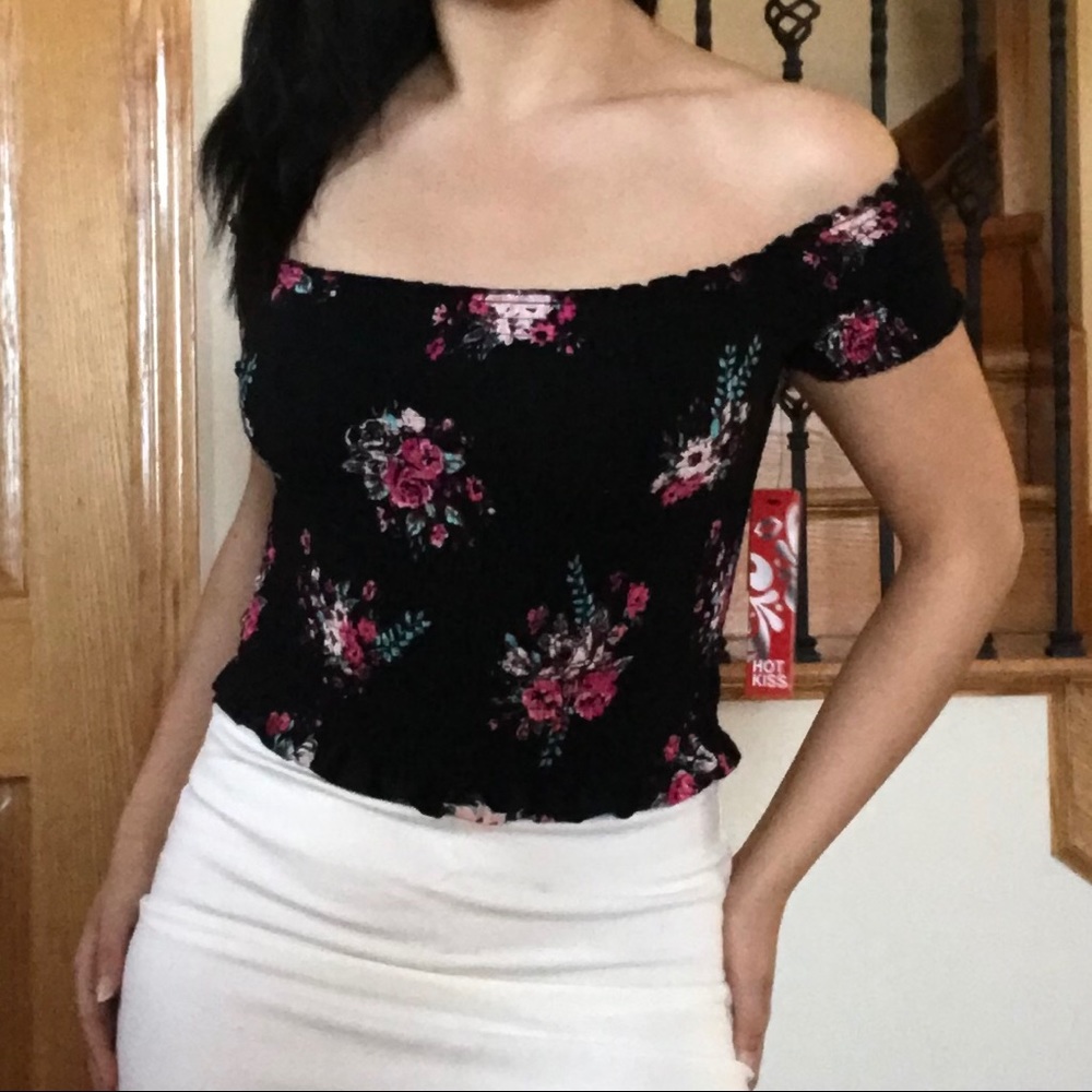 Floral off the shoulder crop top